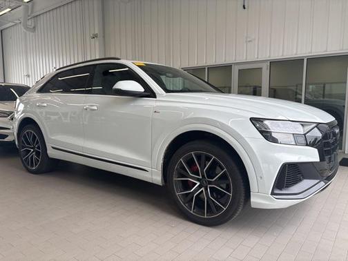 2021 Audi Q8 55 Prestige