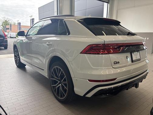 2021 Audi Q8 55 Prestige