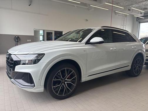 2021 Audi Q8 55 Prestige