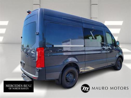 2025 Mercedes-Benz Sprinter 2500 Standard Roof