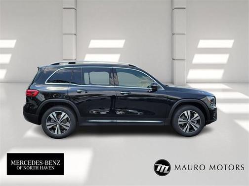 2025 Mercedes-Benz GLB 250 4MATIC
