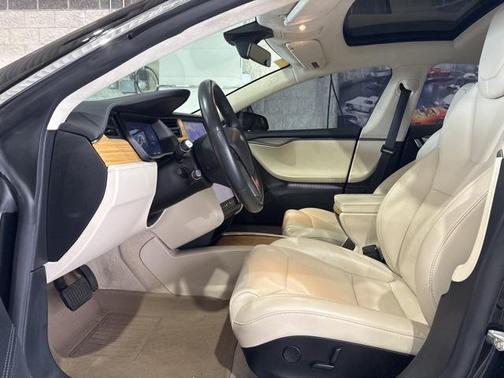 2018 Tesla Model S 75D