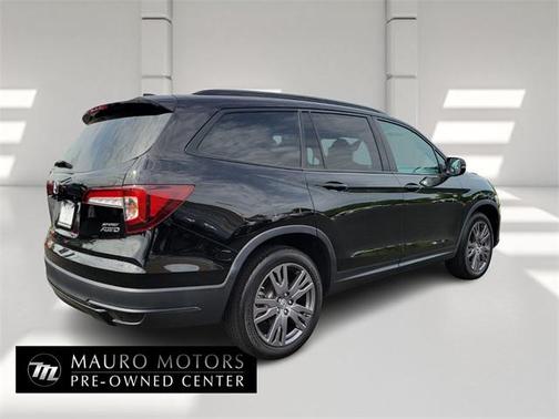 2022 Honda Pilot AWD Sport