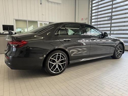 2022 Mercedes-Benz E-Class 4MATIC