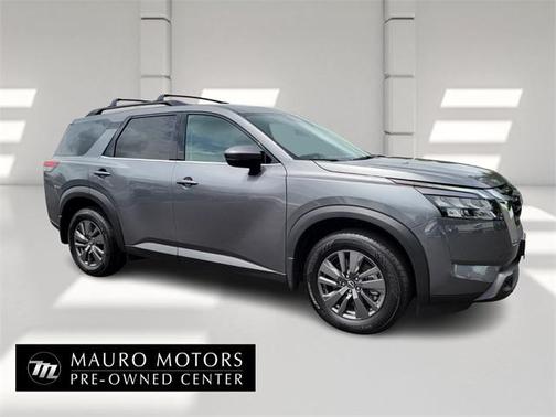 2024 Nissan Pathfinder SV 4WD