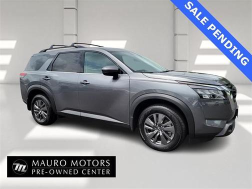 2024 Nissan Pathfinder SV 4WD