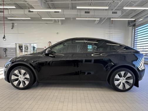 2024 Tesla Model Y Long Range Dual Motor All-Wheel Drive