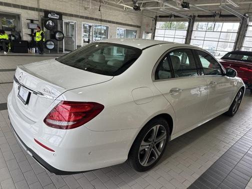 2018 Mercedes-Benz E-Class 4MATIC