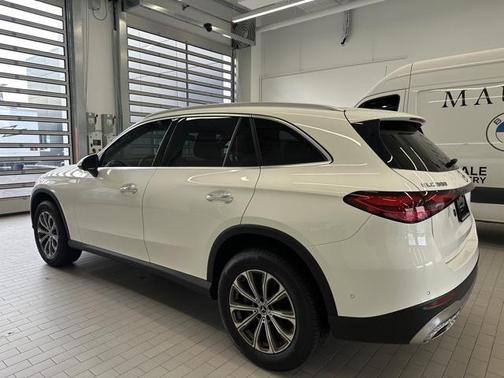 2023 Mercedes-Benz GLC 300 4MATIC