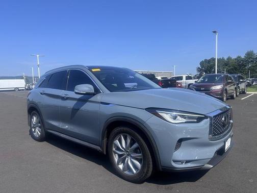 2022 INFINITI QX50 LUXE AWD