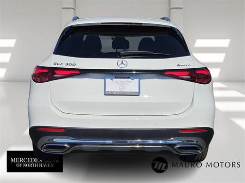 2026 Mercedes-Benz GLC 300 4MATIC