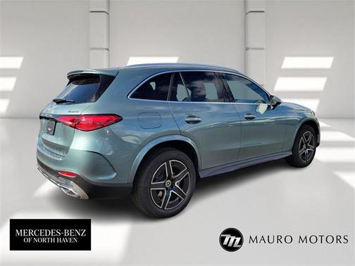 2026 Mercedes-Benz GLC 300 4MATIC