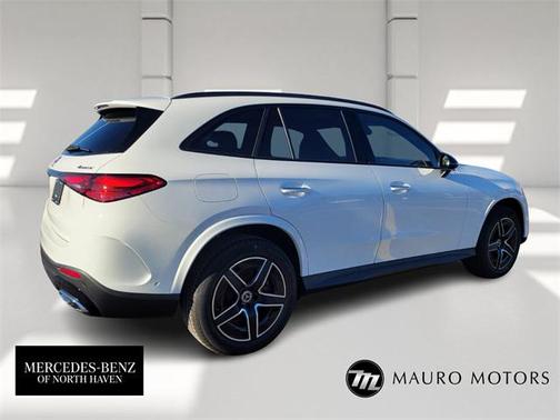 2025 Mercedes-Benz GLC 300 4MATIC