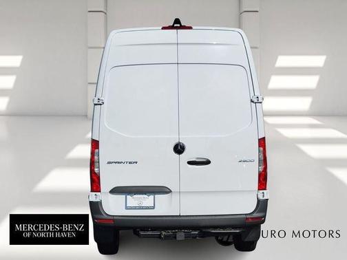 White 2025 Mercedes-Benz Sprinter 2500 144 WB