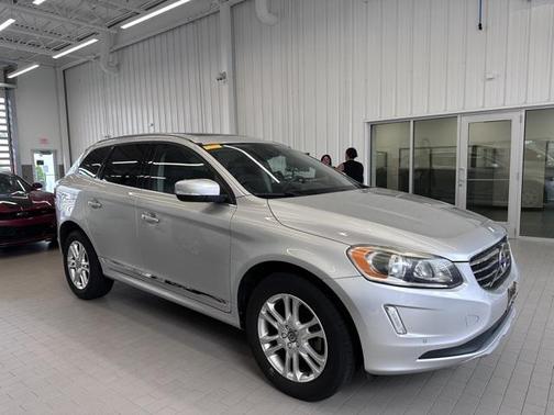 2016 Volvo XC60 T5 Premier