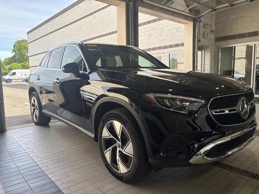 2024 Mercedes-Benz GLC 300 4MATIC