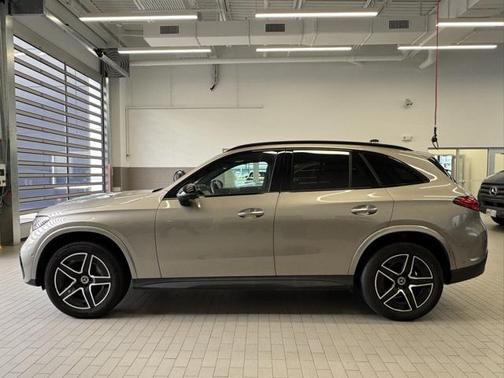 2023 Mercedes-Benz GLC 300 4MATIC