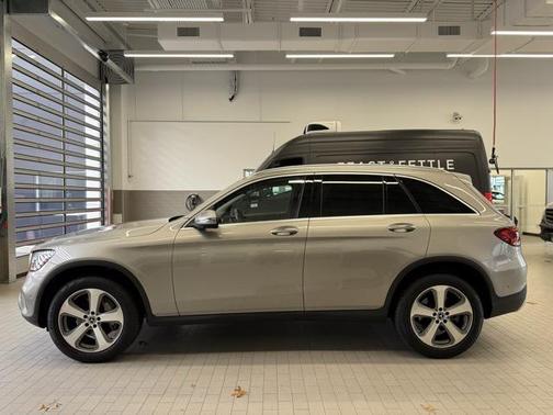 2022 Mercedes-Benz GLC 300 4MATIC
