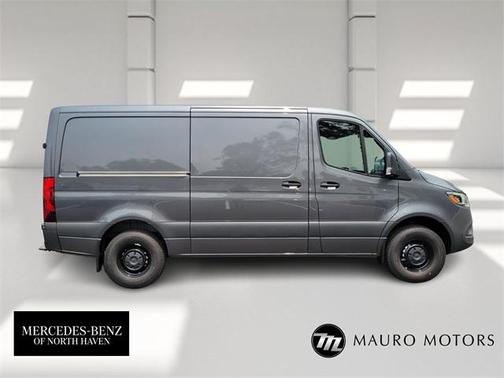 2025 Mercedes-Benz Sprinter 2500 Standard Roof