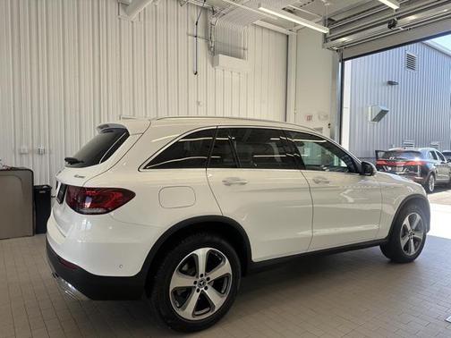 2022 Mercedes-Benz GLC 300 4MATIC