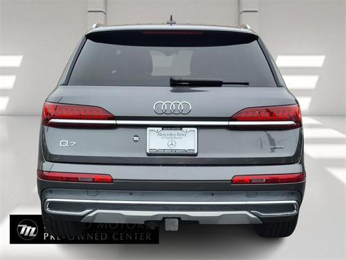 2023 Audi Q7 45 Premium Plus