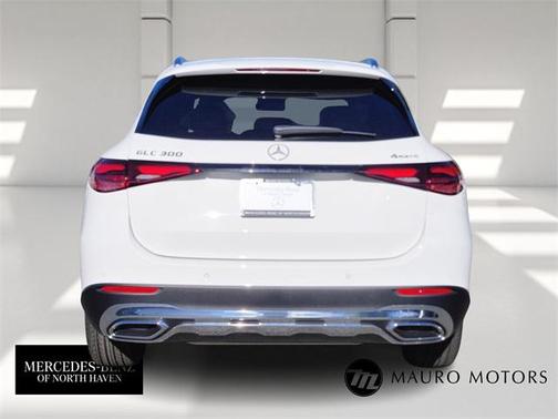 2026 Mercedes-Benz GLC 300 4MATIC