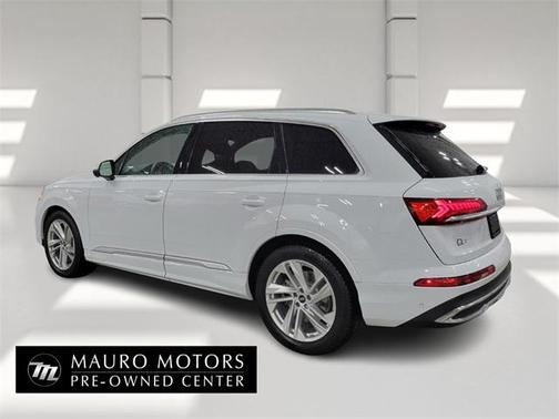 2023 Audi Q7 55 Prestige