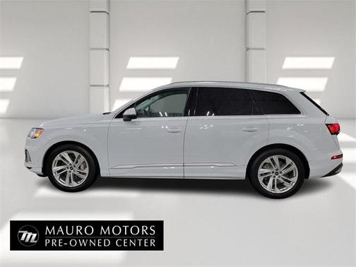 2023 Audi Q7 55 Prestige