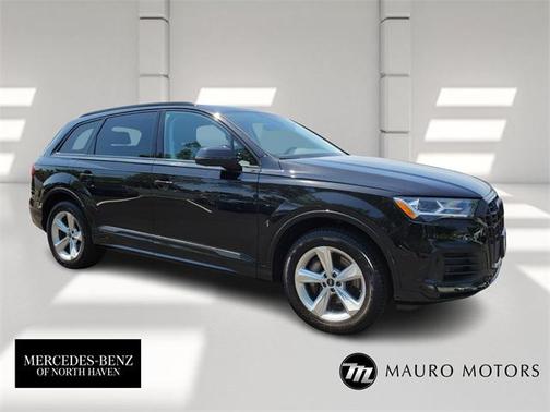 2022 Audi Q7 55 Premium