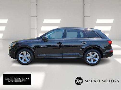 2022 Audi Q7 55 Premium