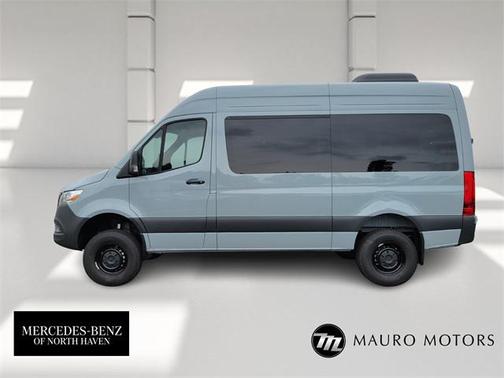 2025 Mercedes-Benz Sprinter 2500 Standard Roof