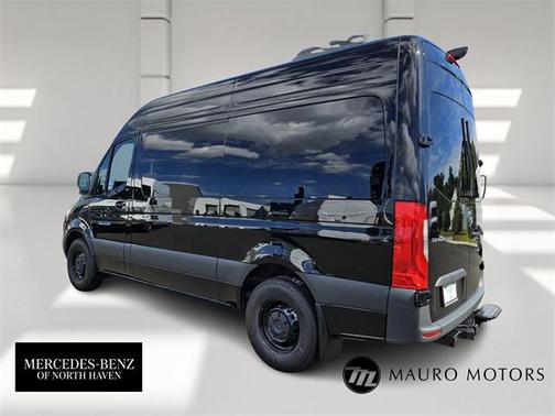 2025 Mercedes-Benz Sprinter 2500 Passenger 144 WB