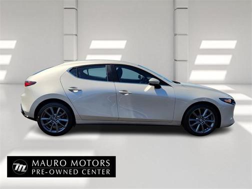 2022 Mazda Mazda3 FWD w/Select Package