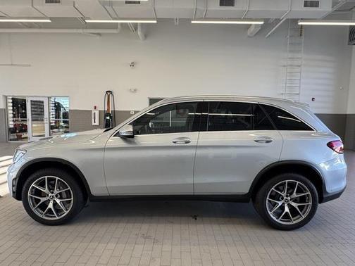 2022 Mercedes-Benz GLC 300 4MATIC