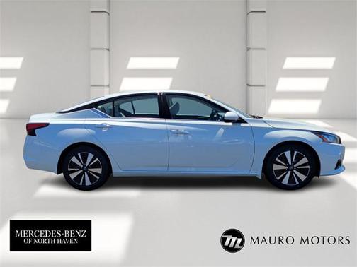 2022 Nissan Altima 2.5 SL