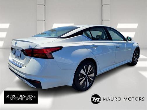 2022 Nissan Altima 2.5 SL
