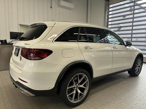 2022 Mercedes-Benz GLC 300 4MATIC
