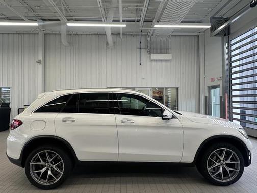 2022 Mercedes-Benz GLC 300 4MATIC