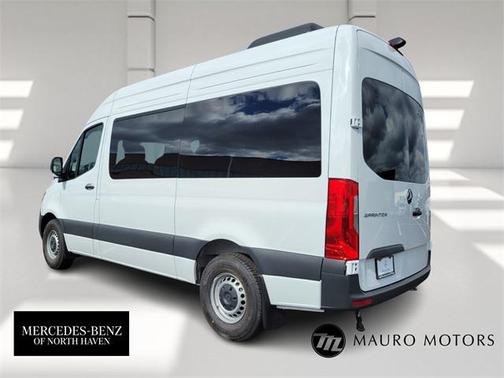 2025 Mercedes-Benz Sprinter 2500 Standard Roof