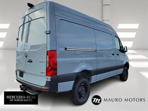 2025 Mercedes-Benz Sprinter 2500 Standard Roof