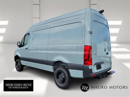 2025 Mercedes-Benz Sprinter 2500 Standard Roof