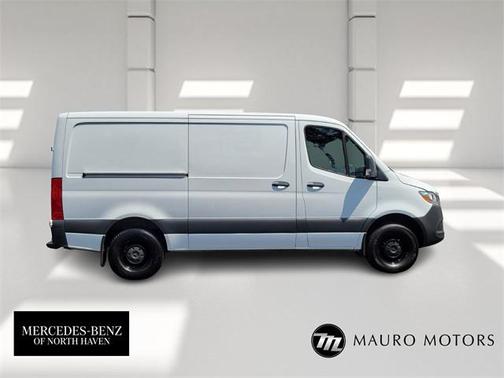 2019 Mercedes-Benz Sprinter 1500 Standard Roof I4