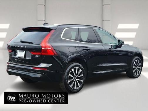 Black 2023 Volvo XC60 B5 Core