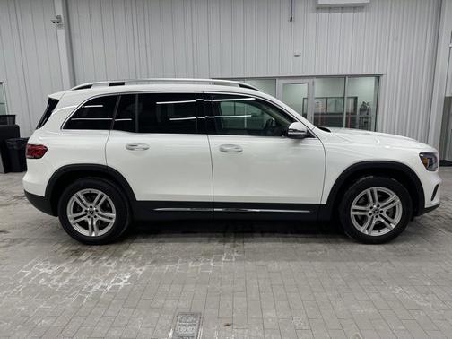 2022 Mercedes-Benz GLB 250 