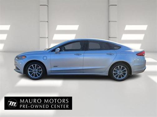 2018 Ford Fusion Energi SE Luxury
