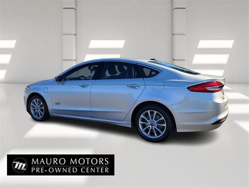 2018 Ford Fusion Energi SE Luxury