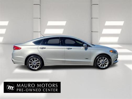 2018 Ford Fusion Energi SE Luxury