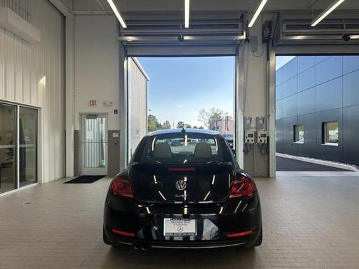 2017 Volkswagen Beetle 1.8T SE