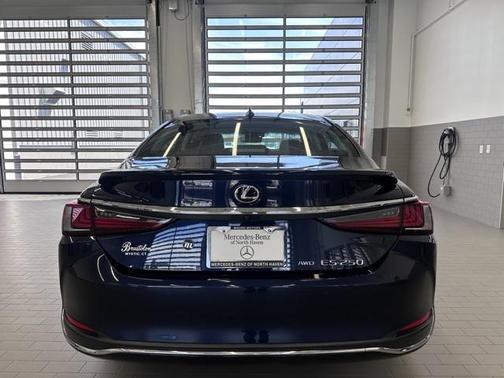 2021 Lexus ES 250 Base