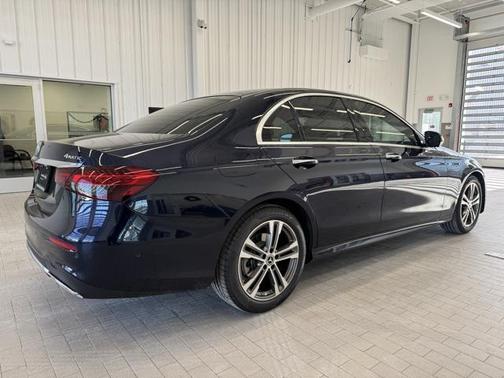 2022 Mercedes-Benz E-Class 4MATIC